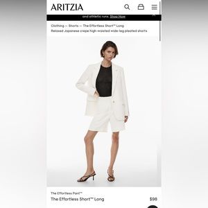 Aritzia The Effortless Short™ Long in Off-White
